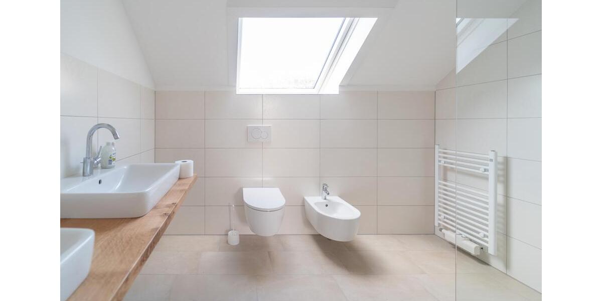 Einfamilienhaus Neuenhaus - 7 Zimmer, 236 m&sup2;, 1.900&euro; | Angebot:26587162