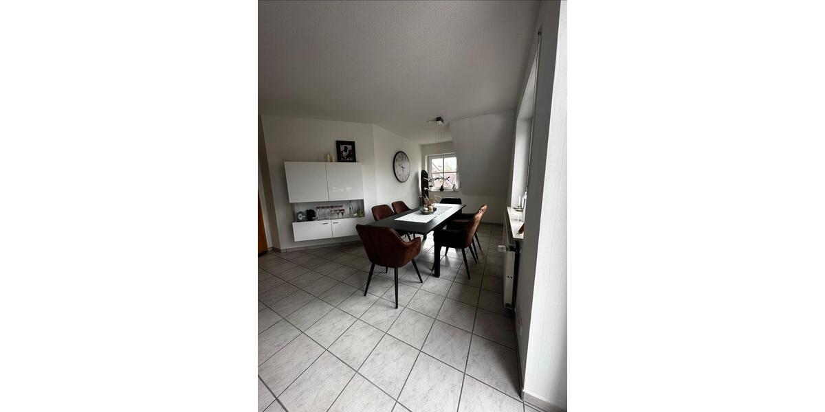 Dachgeschoßwohnung Spelle - 4 Zimmer, 135 m&sup2;, 900&euro; | Angebot:26669463