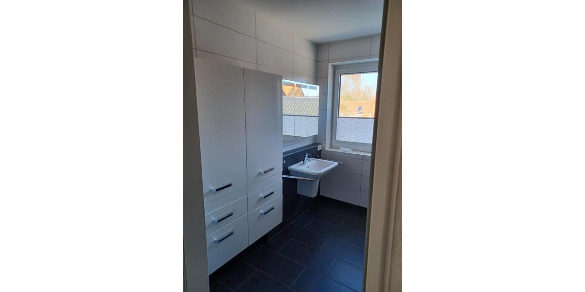 Etagenwohnung Neuenhaus - 3 Zimmer, 85 m&sup2;, 1.070&euro; | Angebot:25904834