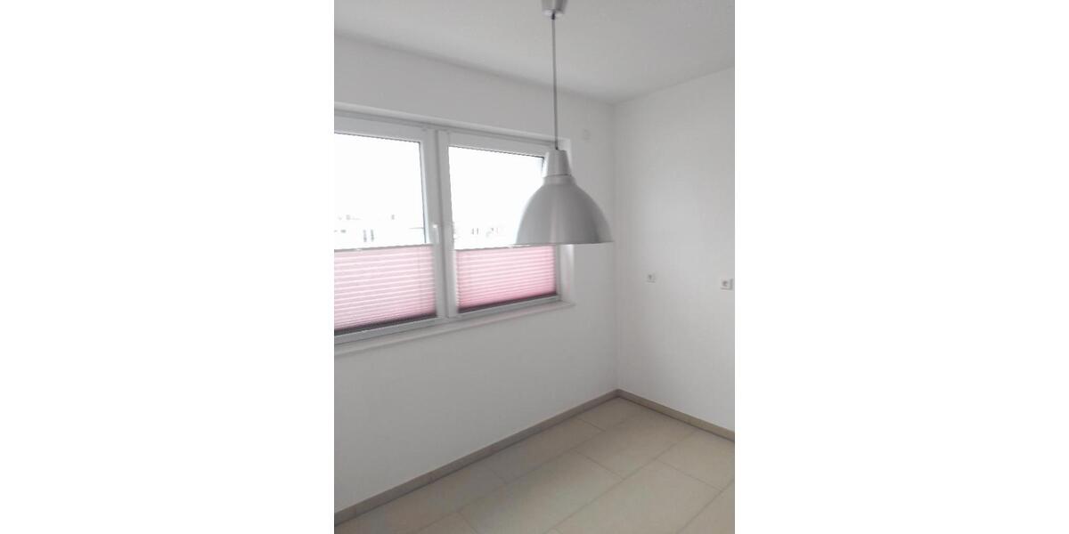 Etagenwohnung Lingen (Ems) - 3 Zimmer, 76 m&sup2;, 730&euro; | Angebot:25753520