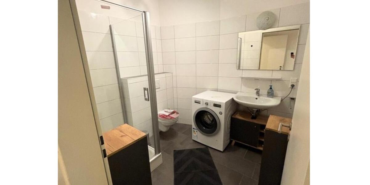 Etagenwohnung Lingen (Ems) - 1 Zimmer, 49 m&sup2;, 900&euro; | Angebot:26004688