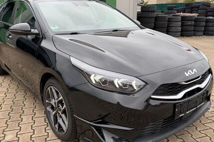 Kia ceed / Ceed 117.539 km 14.999 &euro; Nordhorn 48531