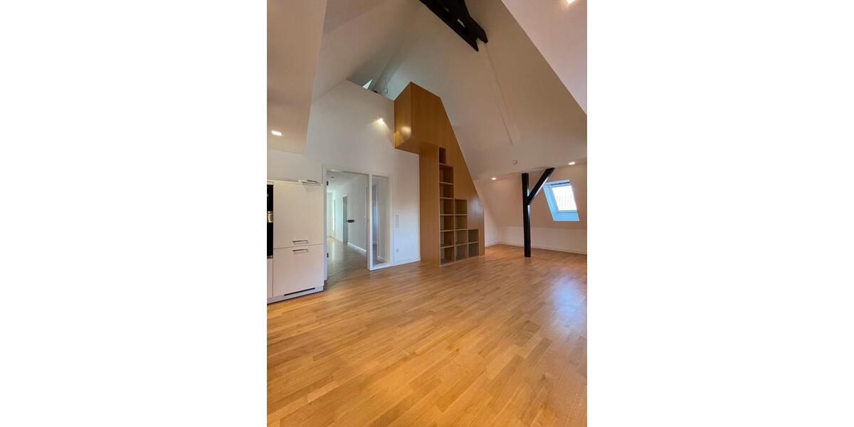 Dachgeschoßwohnung Neuenhaus - 2 Zimmer, 94 m&sup2;, 790&euro; | Angebot:25280346