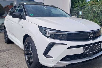 Opel Grandland (X) 39.950 km 26.900 &euro; Nordhorn 48527