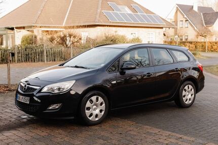 Opel Astra 200.000 km 2.850 &euro; Halle / Uelsen 49843