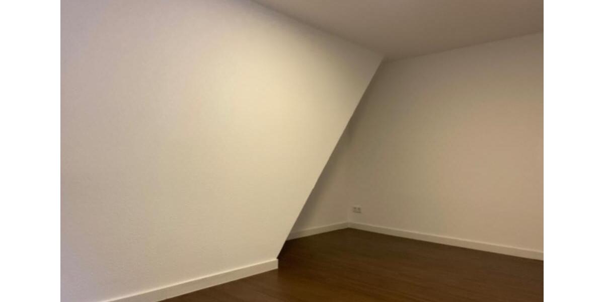 Etagenwohnung Lingen (Ems) Damaschke - 4 Zimmer, 70 m&sup2;, 275&euro; | Angebot:25867752