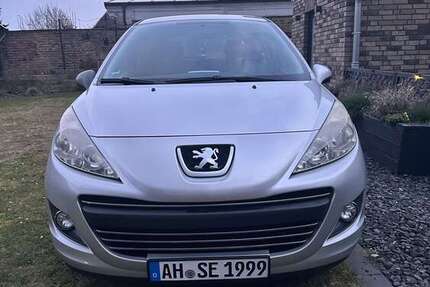 Peugeot 207 209.000 km 1.800 &euro; Gronau 48599