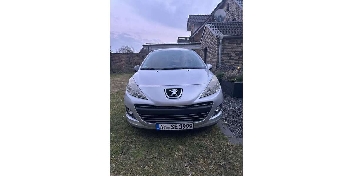 Peugeot 207 209.000 km 1.800 &euro; Gronau 48599