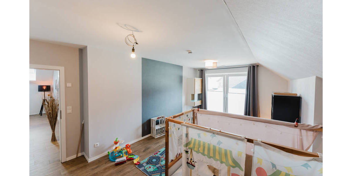 Einfamilienhaus Nordhorn - 7 Zimmer, 291 m&sup2;, 649.000&euro; | Angebot:25666757