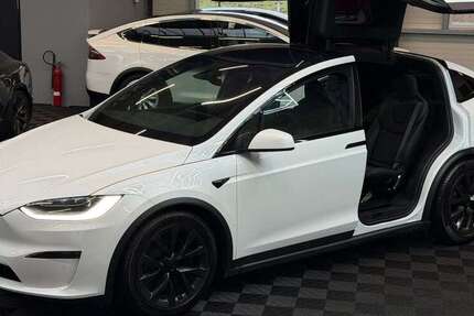 Tesla Model X 67.777 km 75.950 &euro; Emsbüren 48488