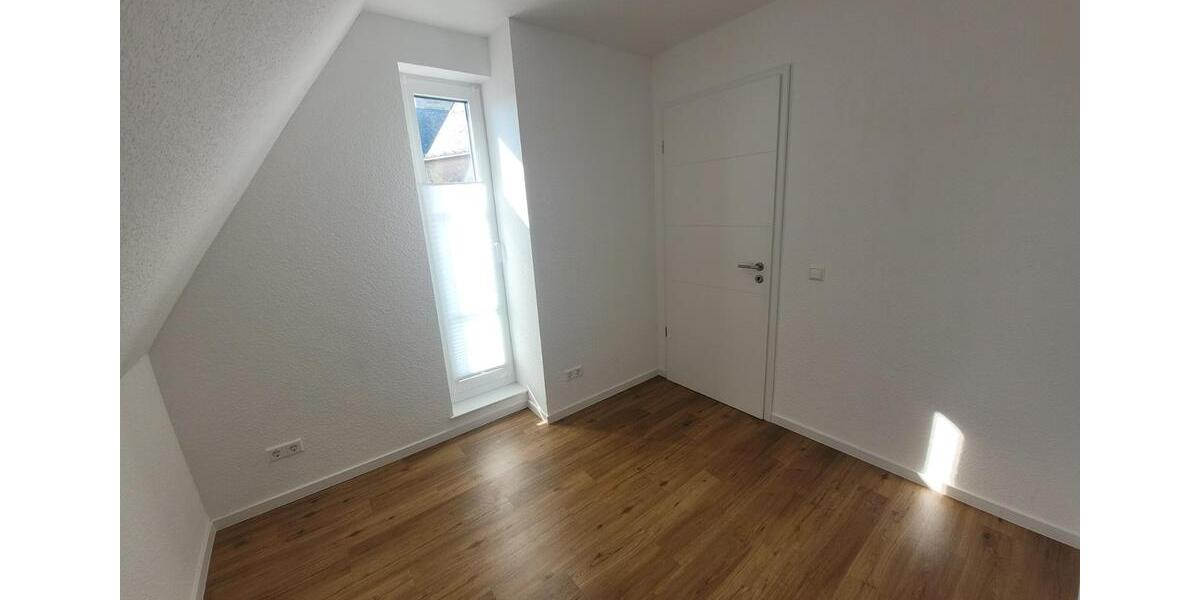 Dachgeschoßwohnung Emsbüren - 3 Zimmer, 81 m&sup2;, 811&euro; | Angebot:24427742