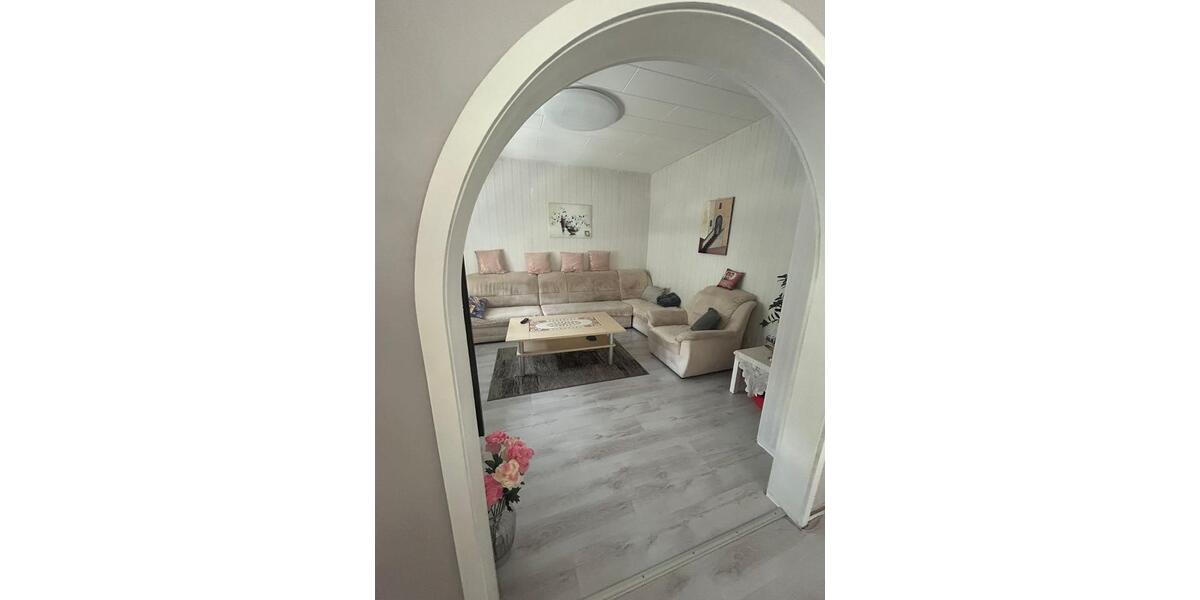 Erdgeschoßwohnung Gronau (Westfahlen) - 4 Zimmer, 85 m&sup2;, 900&euro; | Angebot:25933002