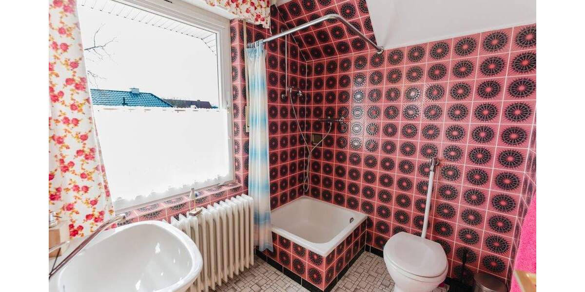 Einfamilienhaus Emlichheim - 7 Zimmer, 156 m&sup2;, 298.000&euro; | Angebot:25770606