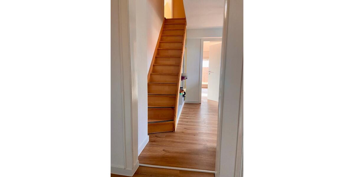 Dachgeschoßwohnung Nordhorn Bookholt - 3 Zimmer, 92 m&sup2;, 950&euro; | Angebot:25137133