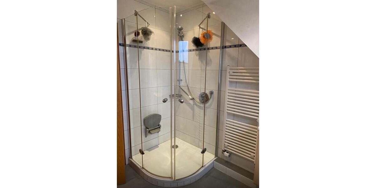 Erdgeschoßwohnung Geeste - 7 Zimmer, 150 m&sup2;, 20&euro; | Angebot:25841548