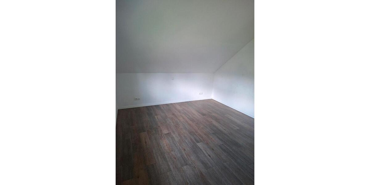 Dachgeschoßwohnung Emlichheim - 3 Zimmer, 97 m&sup2;, 269.000&euro; | Angebot:27245195