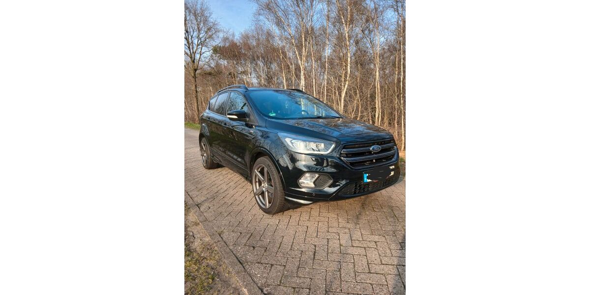 Ford Kuga 140.200 km 13.400 &euro; Ringe 49824