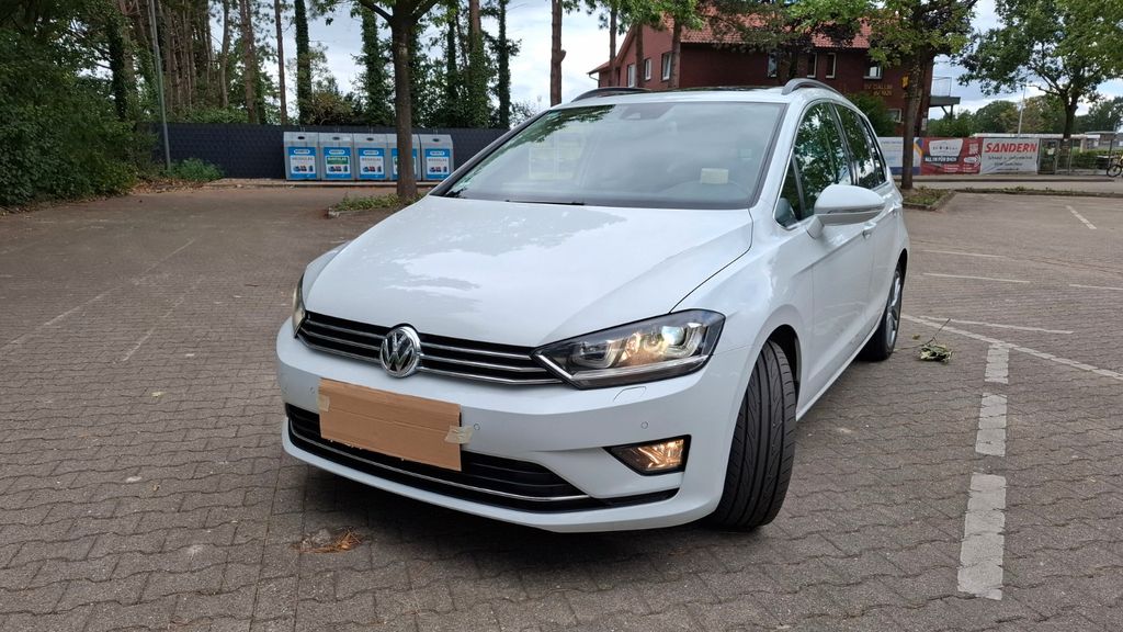 VW Golf Sportsvan 141.600 km 13.700 &euro; Dalum 49744