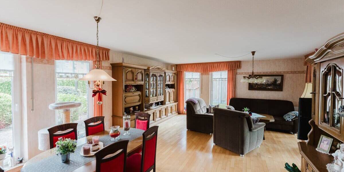 Bungalow Lage - 5 Zimmer, 177 m&sup2;, 395.000&euro; | Angebot:26569171