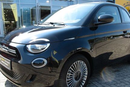 Fiat 500e 5.500 km 15.950 &euro; Lingen - Baccum 49811