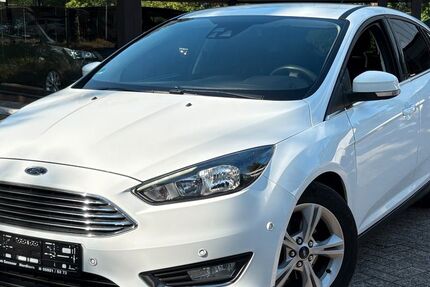Ford Focus 135.221 km 7.299 &euro; Nordhorn 48527