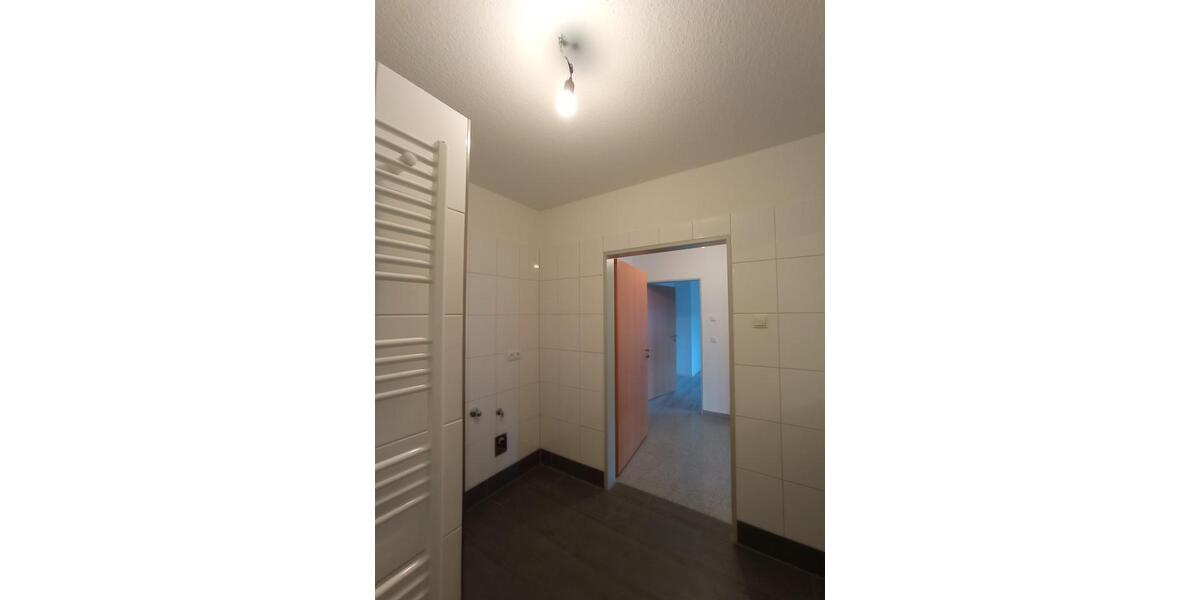 Etagenwohnung Lingen (Ems) - 2 Zimmer, 52 m&sup2;, 500&euro; | Angebot:25648588