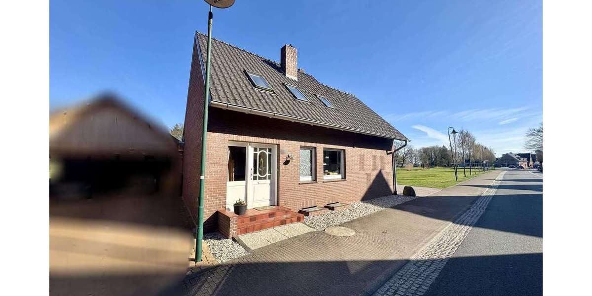 Einfamilienhaus Lage - 5 Zimmer, 110 m&sup2;, 165.000&euro; | Angebot:26188550