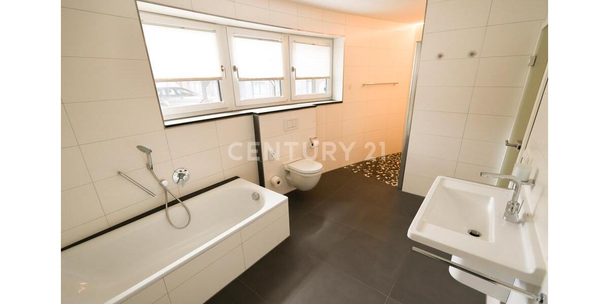 Maisonettenwohnung Bad Bentheim - 3.5 Zimmer, 139 m&sup2;, 1.380&euro; | Angebot:25613264