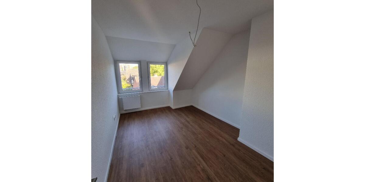 Dachgeschoßwohnung Nordhorn - 3 Zimmer, 82 m&sup2;, 700&euro; | Angebot:25904126