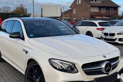 Mercedes-Benz E 63 AMG 181.500 km 40.400 &euro; Gronau 48599