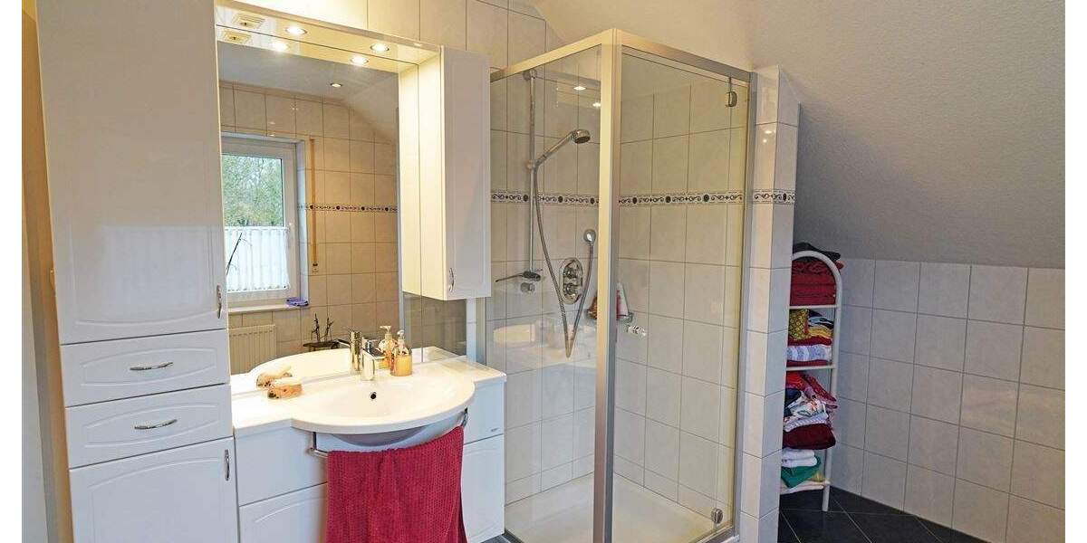 Einfamilienhaus Nordhorn Bakelde - 4 Zimmer, 211 m&sup2;, 398.000&euro; | Angebot:25821485