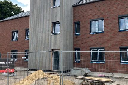 Wohnung Lingen (Ems) - 2.5 Zimmer, 86 m&sup2;, 1.100&euro; | Angebot:27540831