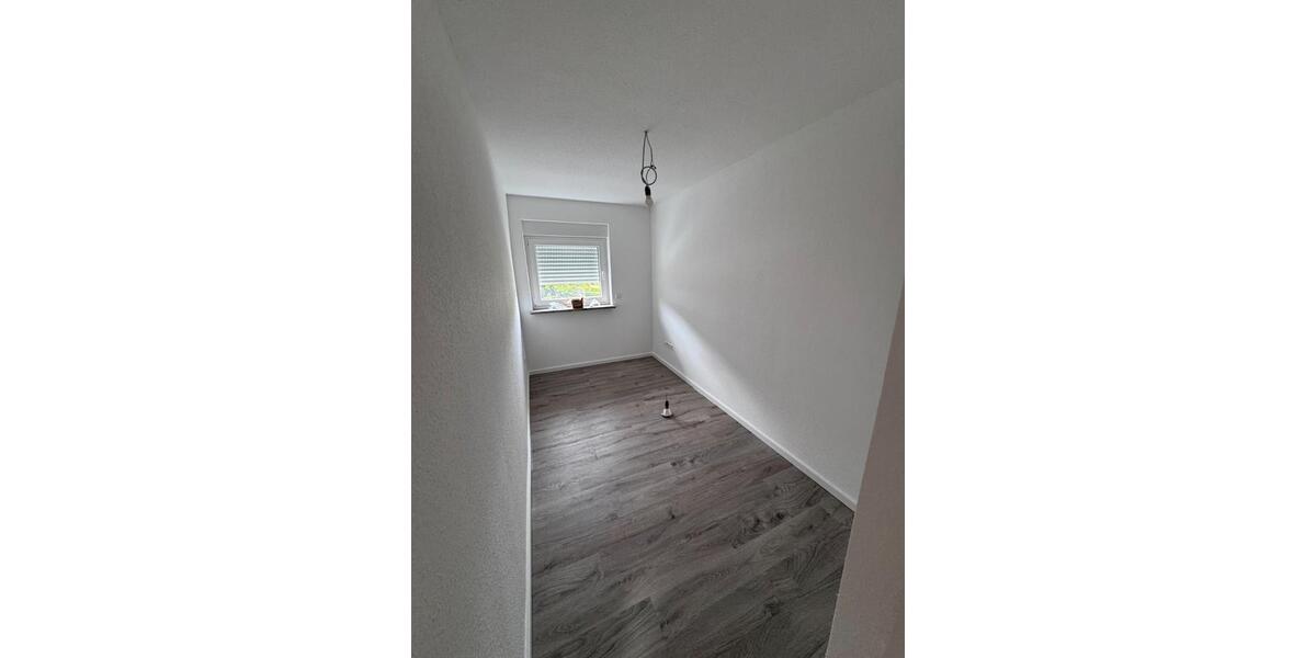 Dachgeschoßwohnung Lingen (Ems) - 3 Zimmer, 66 m&sup2;, 690&euro; | Angebot:26645695